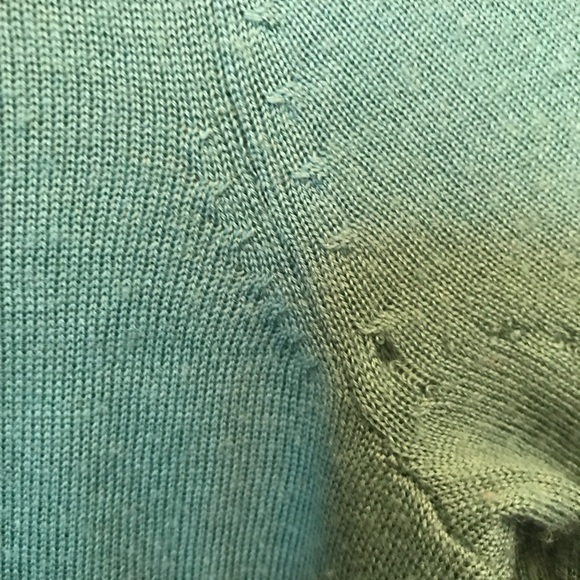 2 Fossil Sweaters - Picture 6 of 7